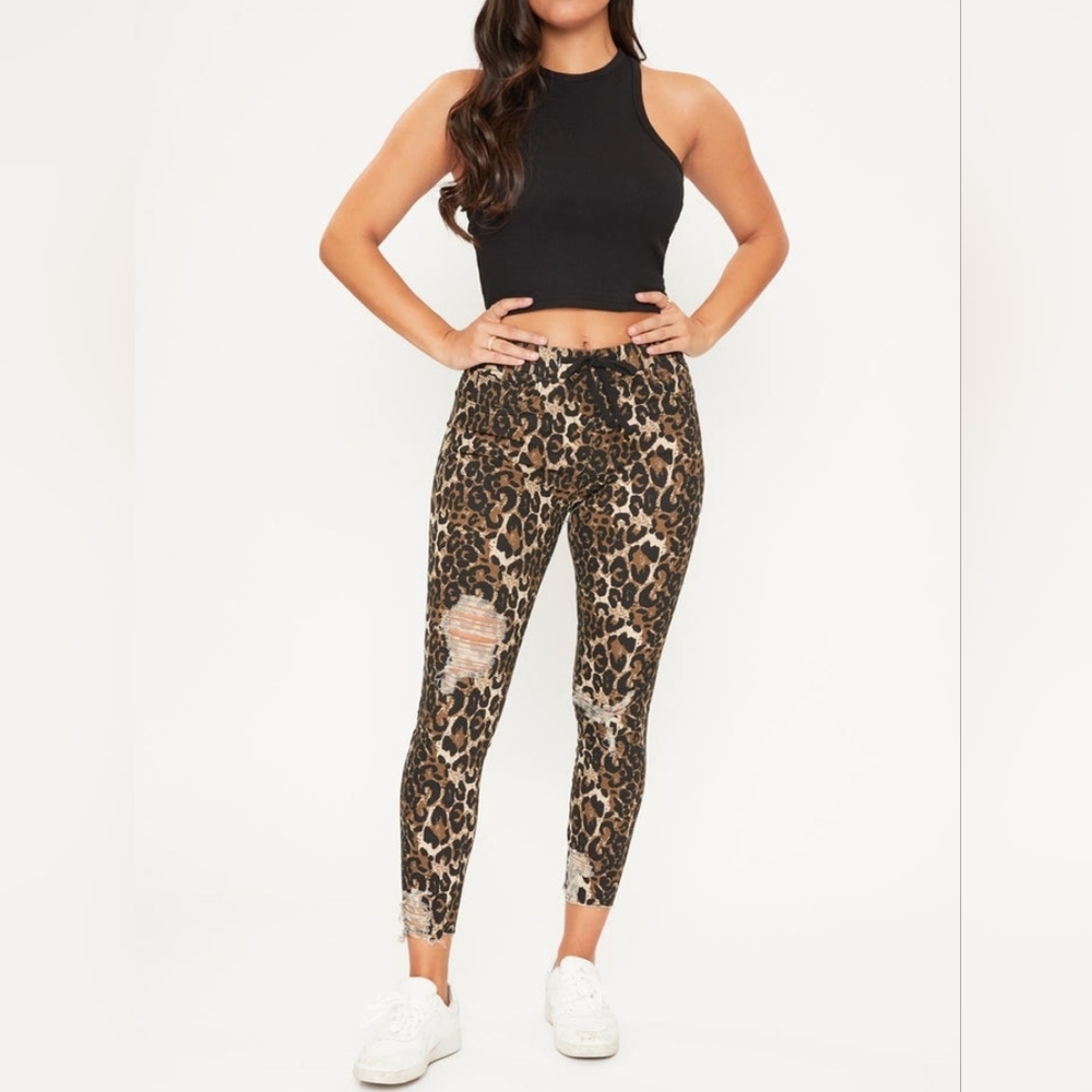 HIGH-RISE Distressed Ankle Jogger Size Medium